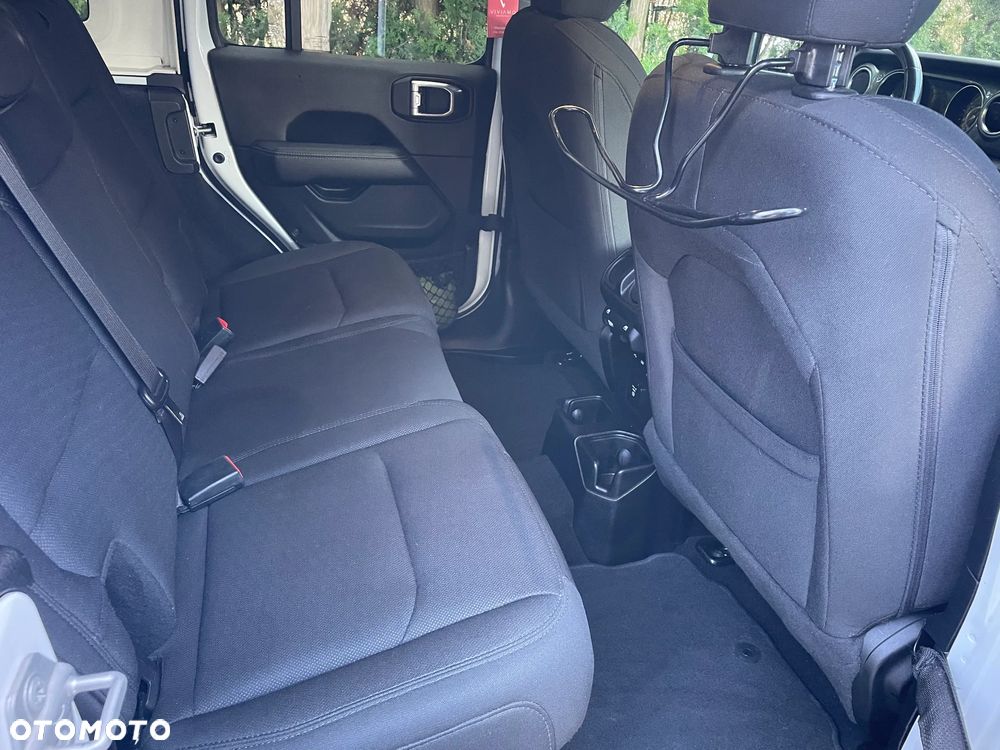 Jeep Wrangler 2.0 T-GDI Hardtop AWD Automatik Sahara - 27