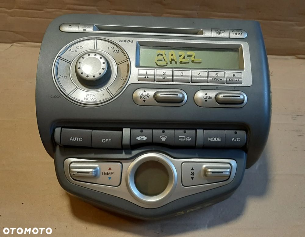 Radio HONDA JAZZ - 1