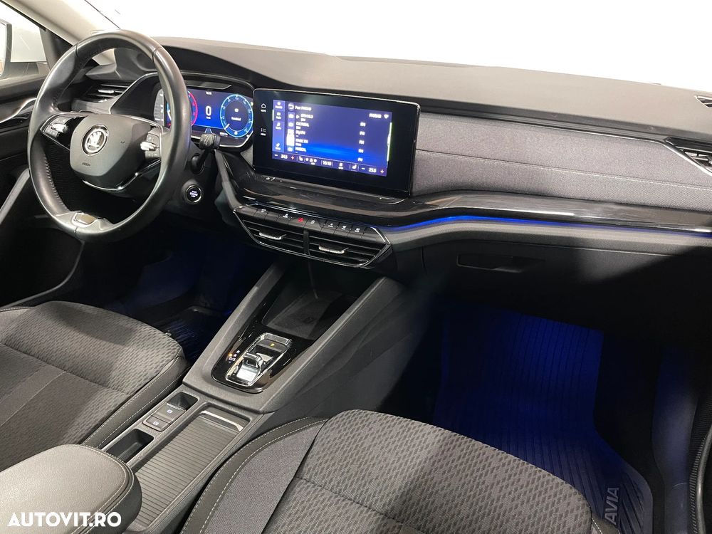 Skoda Octavia 2.0 TDI DSG Style - 9