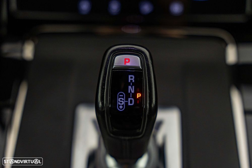 Land Rover Range Rover Evoque 1.5 P300e AWD Auto - 31