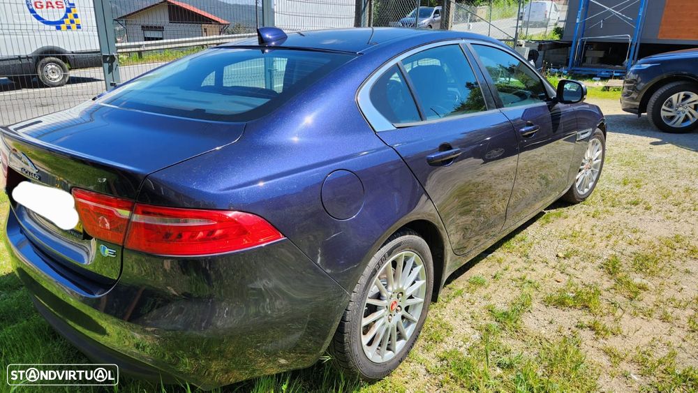 Jaguar XE 2.0 D Portfolio Aut. - 6