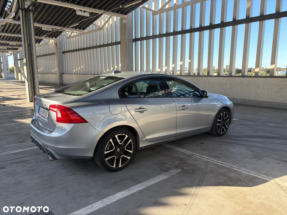 Volvo S60 - 13