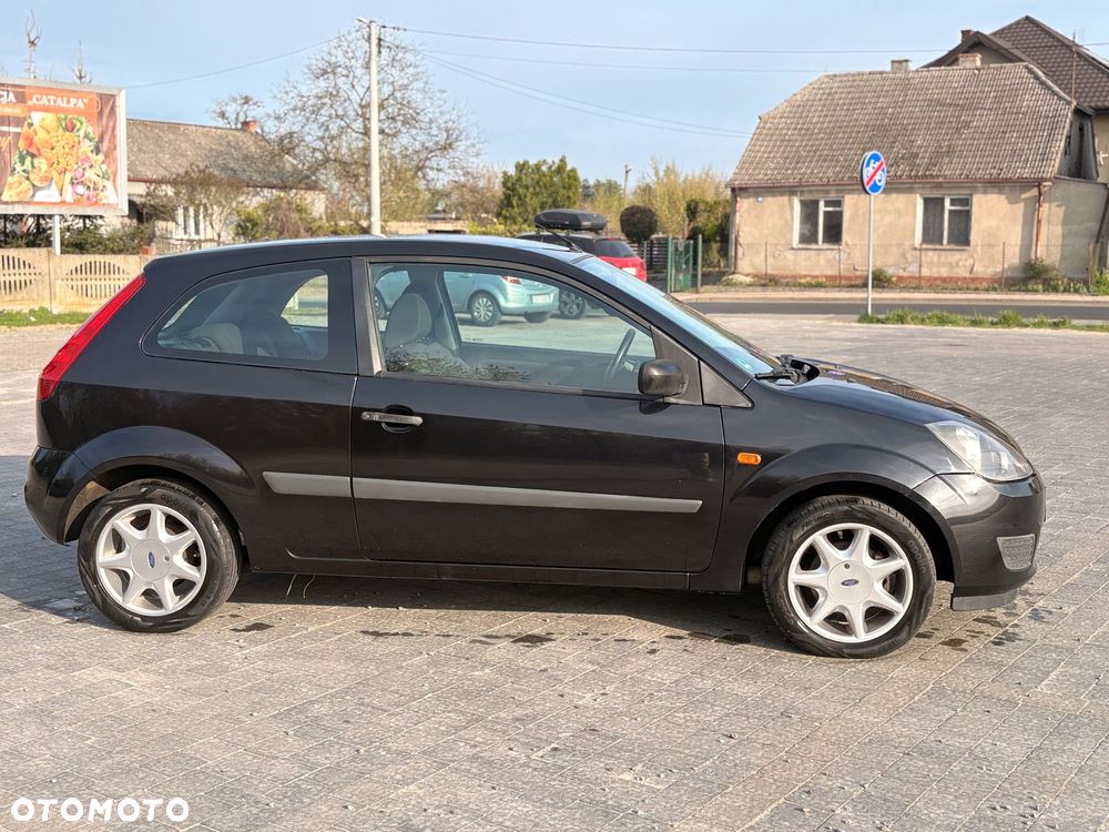 Ford Fiesta 1.3 - 7