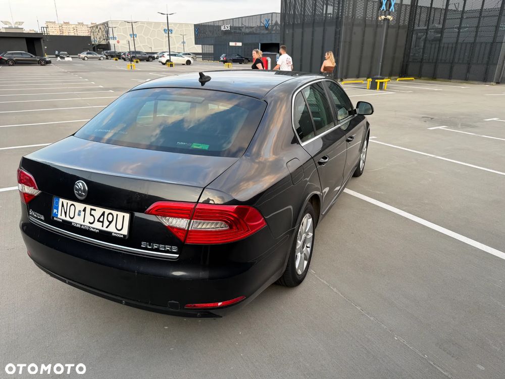 Skoda Superb 2.0 TDI 4x4 Elegance DSG - 3