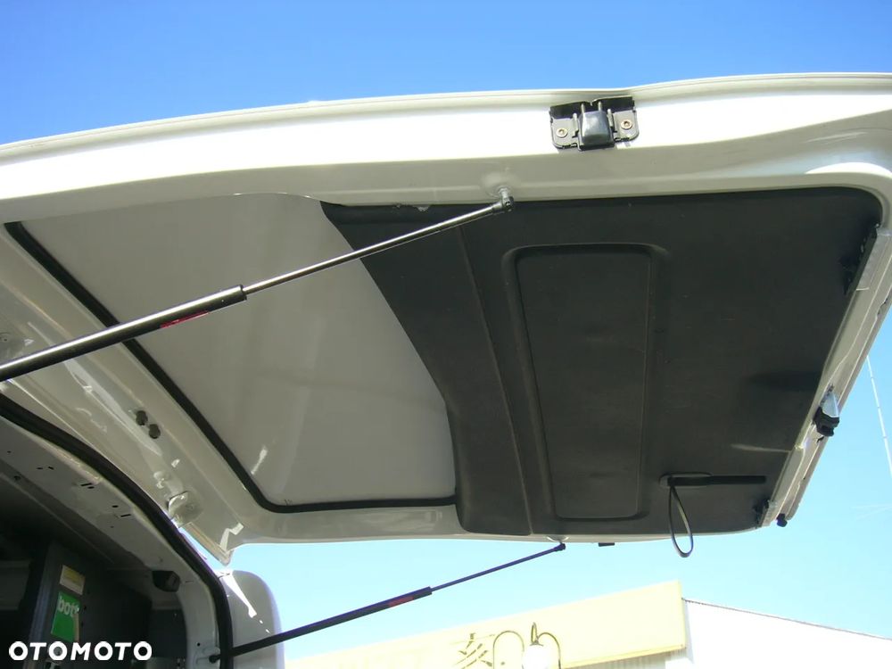 Opel Vivaro Komora chłodnicza VebaBox Panele słoneczne - 21