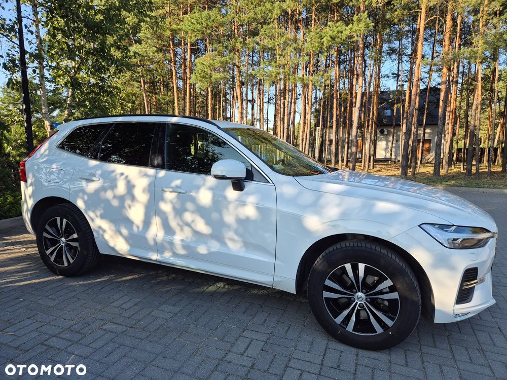 Volvo XC 60 B4 B Momentum Pro - 5