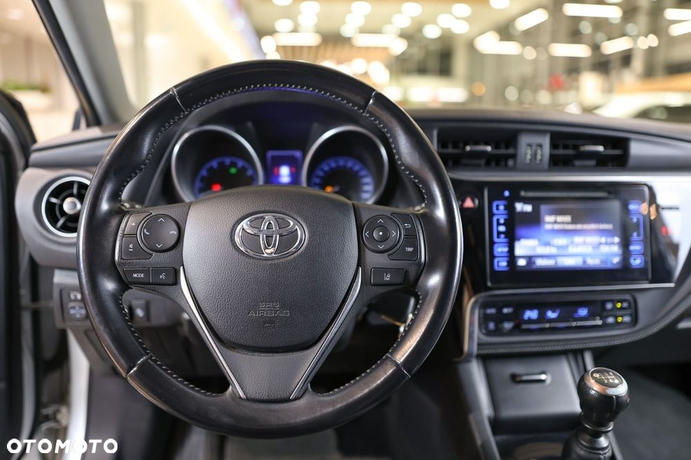 Toyota Auris - 20