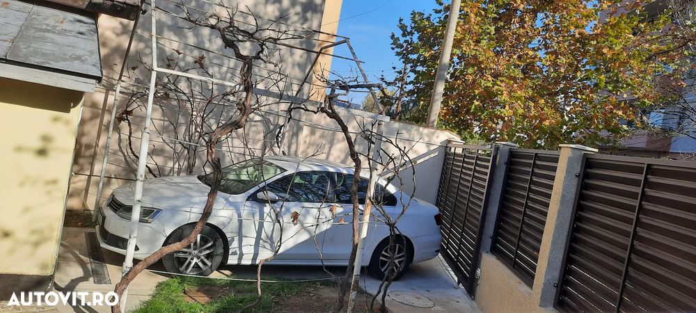 Volkswagen Jetta 1.4 TSI Highline - 1