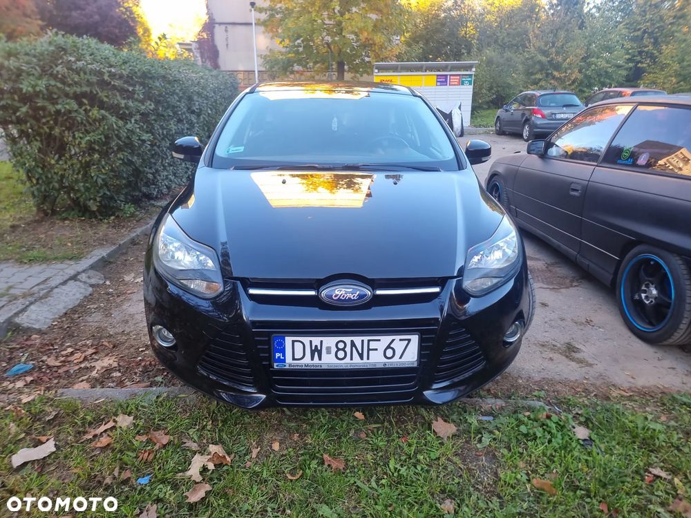 Ford Focus 2012 photo 2