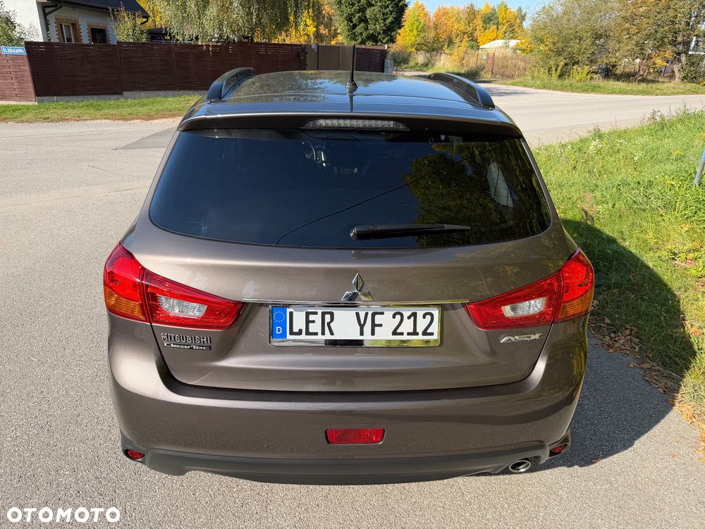 Mitsubishi ASX - 15
