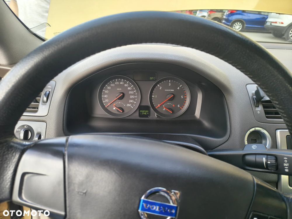 Volvo S40 2.0D - 9