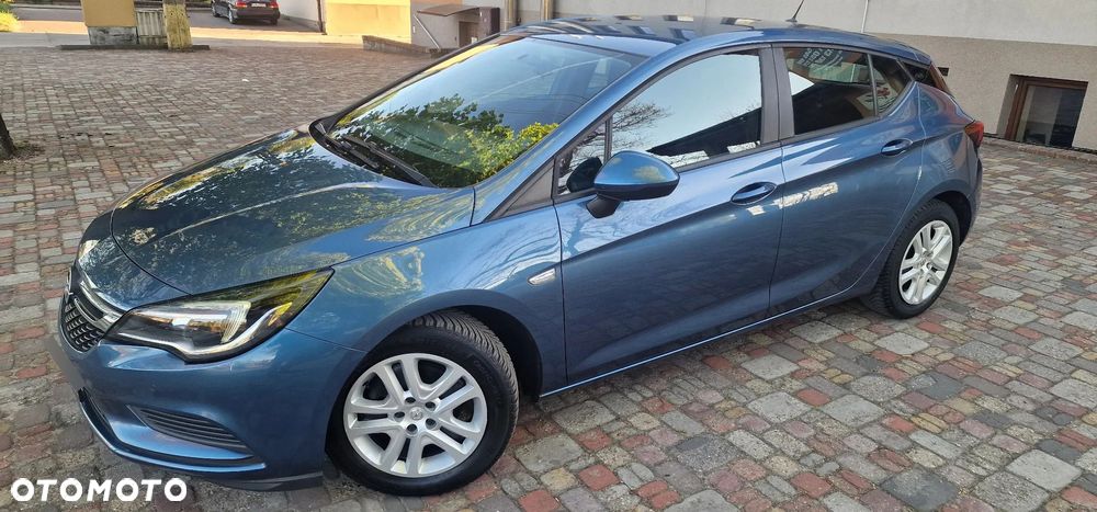 Opel Astra 1.0 T Enjoy S&S - 27