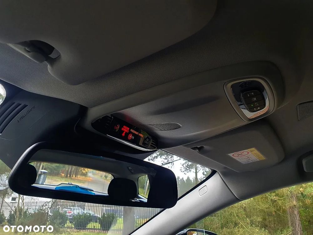 Volvo V60 B3 B DKG Momentum Pro - 23