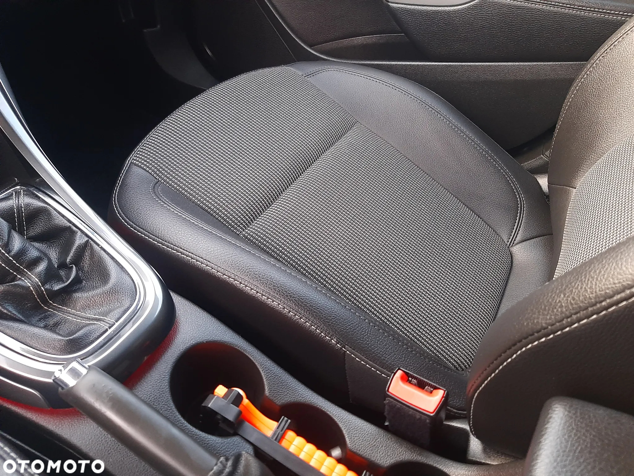 Opel Astra IV 1.7 CDTI Cosmo - 17