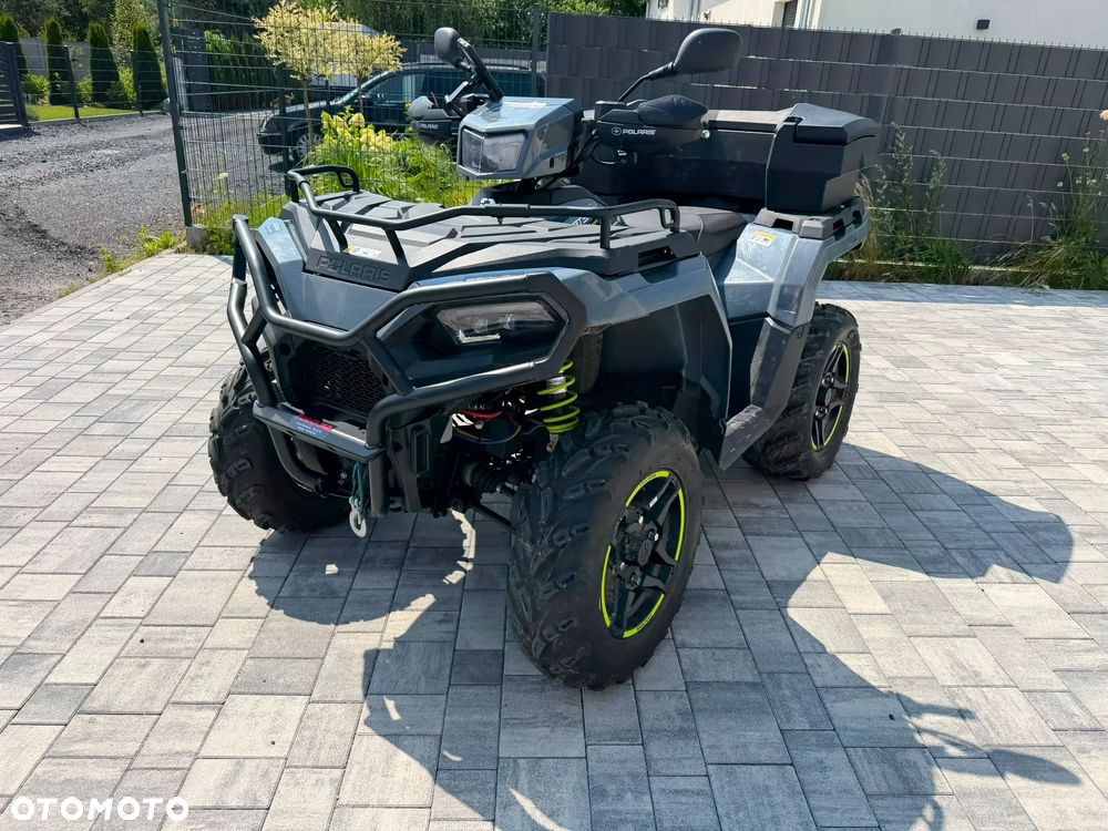 Polaris Sportsman - 12