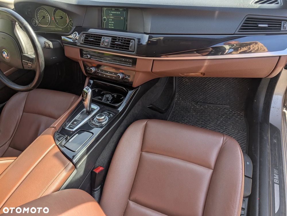 BMW Seria 5 - 24