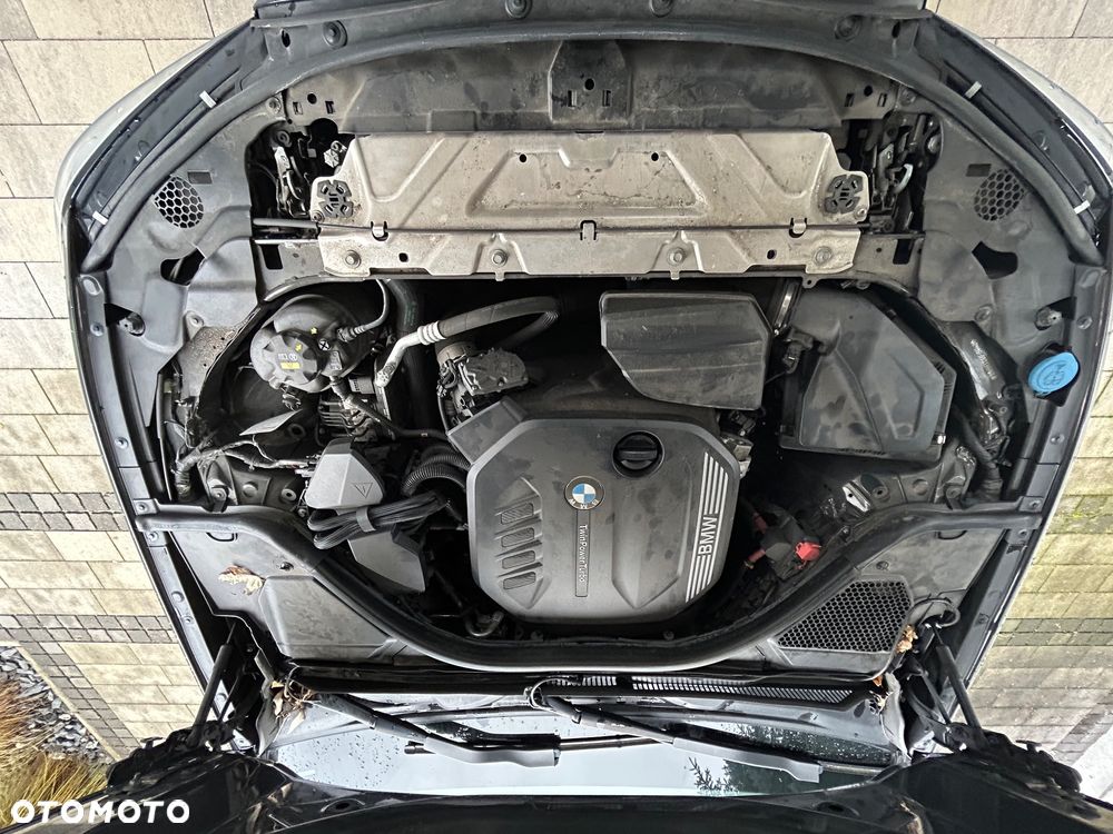 BMW Seria 3 318d M Sport - 15