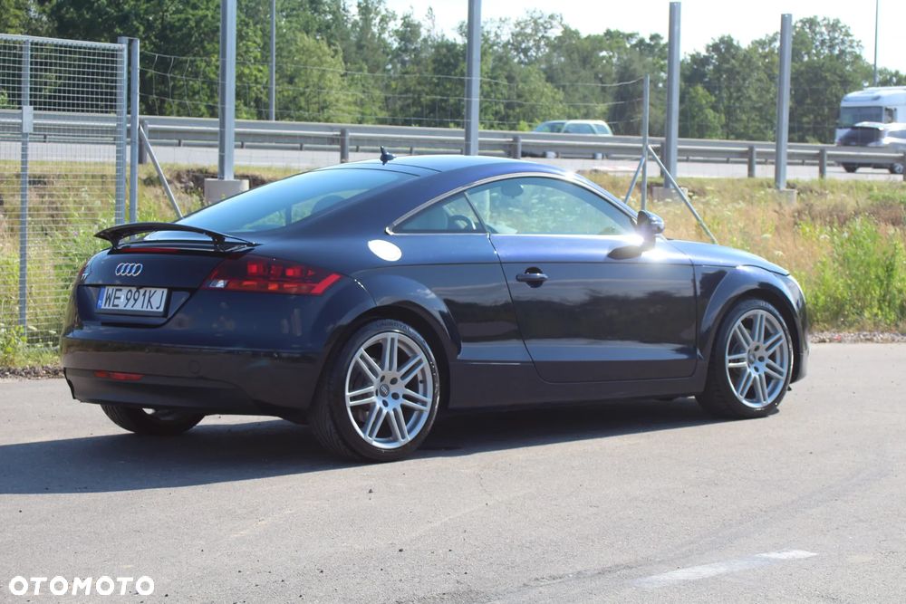 Audi TT Coupé - 8