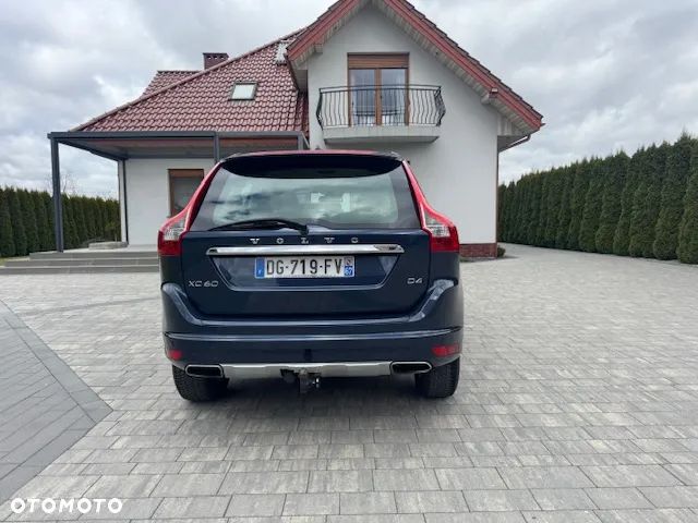 Volvo XC 60 - 6