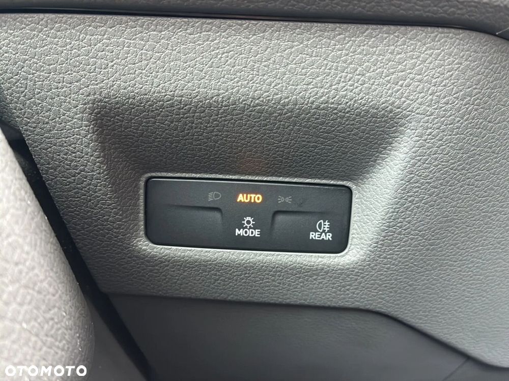 Volkswagen Crafter 35 Furgon LONG/L5H3, 2.0BiTDI 177KM, 4490mm, Wysoki dach - 31