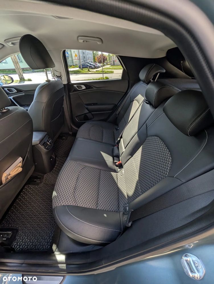 Kia XCeed 1.5 T-GDI Business Line DCT - 10