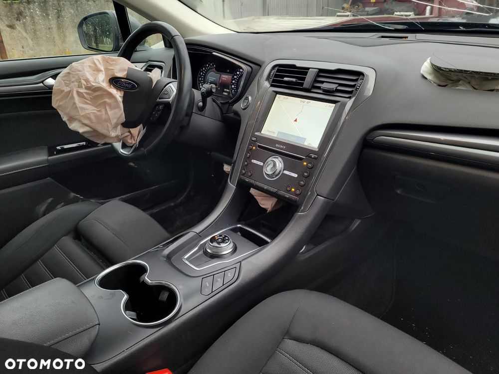 Ford Mondeo 2.0 EcoBlue Titanium - 11