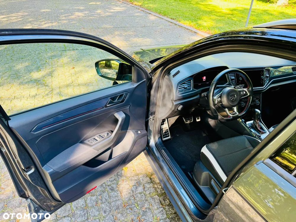 Volkswagen T-Roc - 11