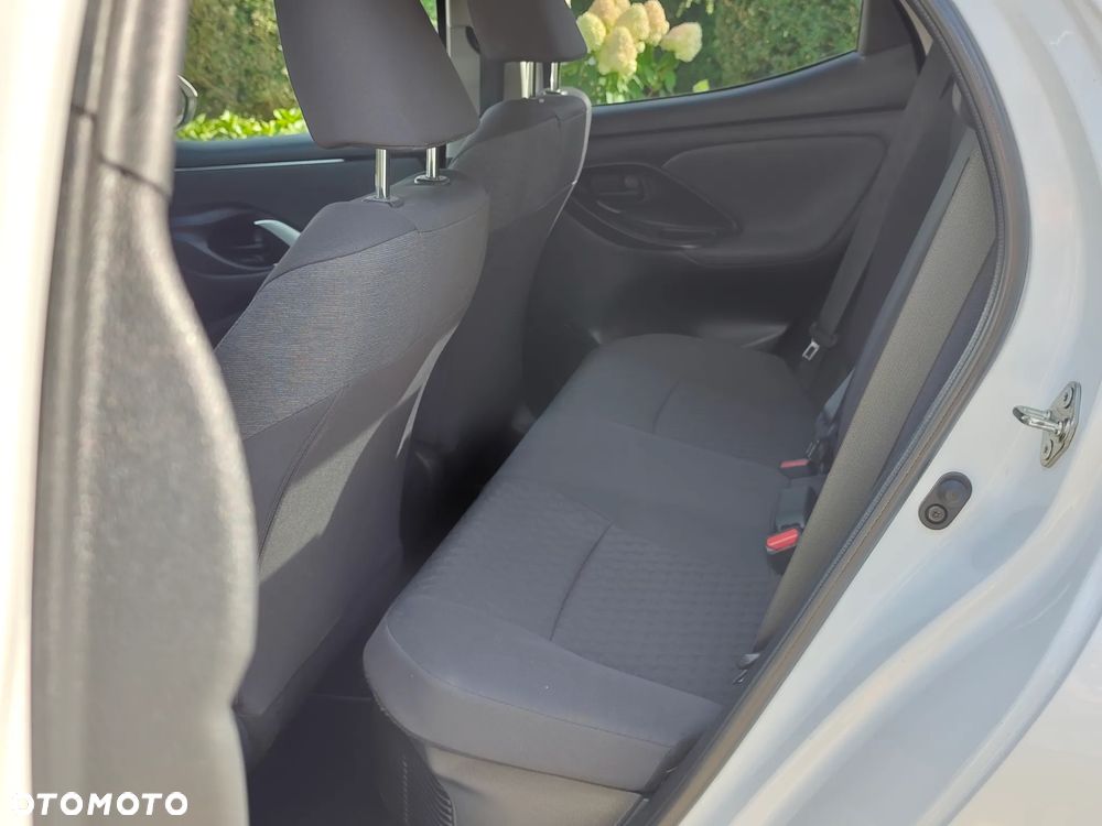 Toyota Yaris Hybrid 1.5 Premiere Edition - 24