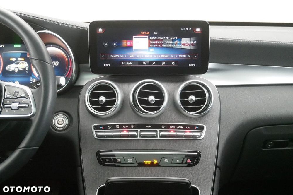 Mercedes-Benz GLC - 10