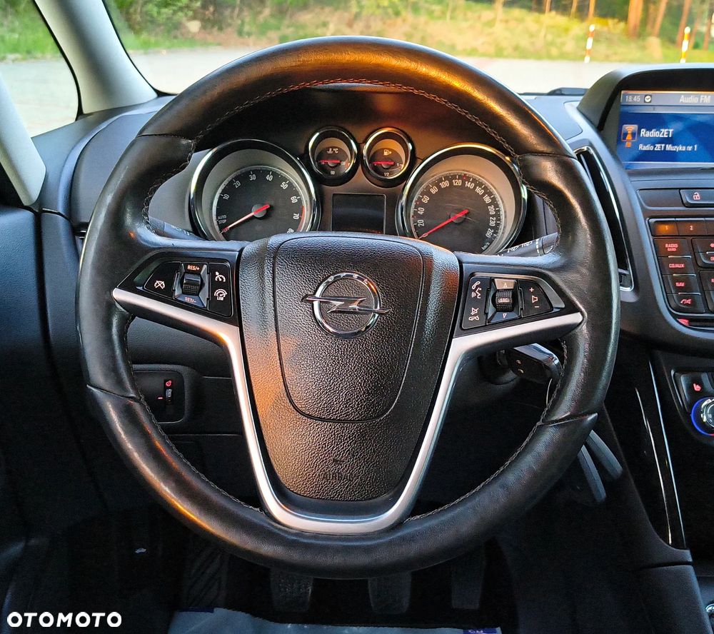 Opel Zafira - 26