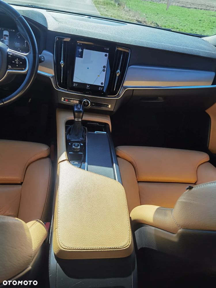 Volvo V90 D3 AWD Momentum - 10