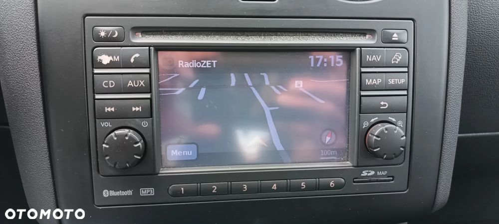 Nissan Qashqai 2.0 dCi 4 x 4 DPF tekna - 34