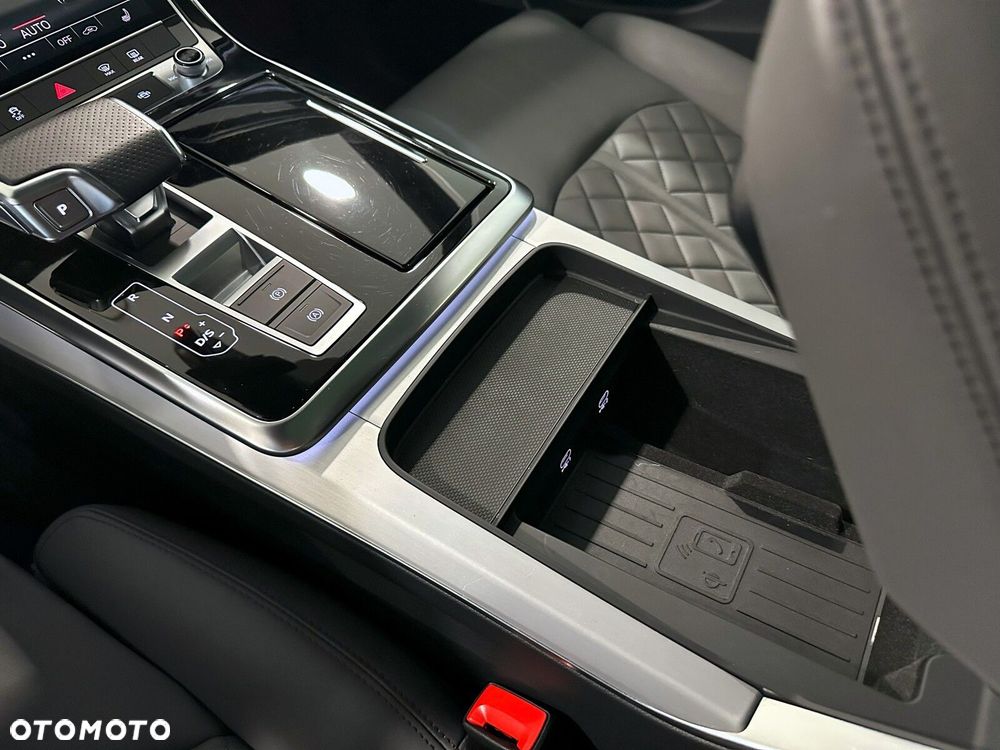 Audi SQ8 - 22