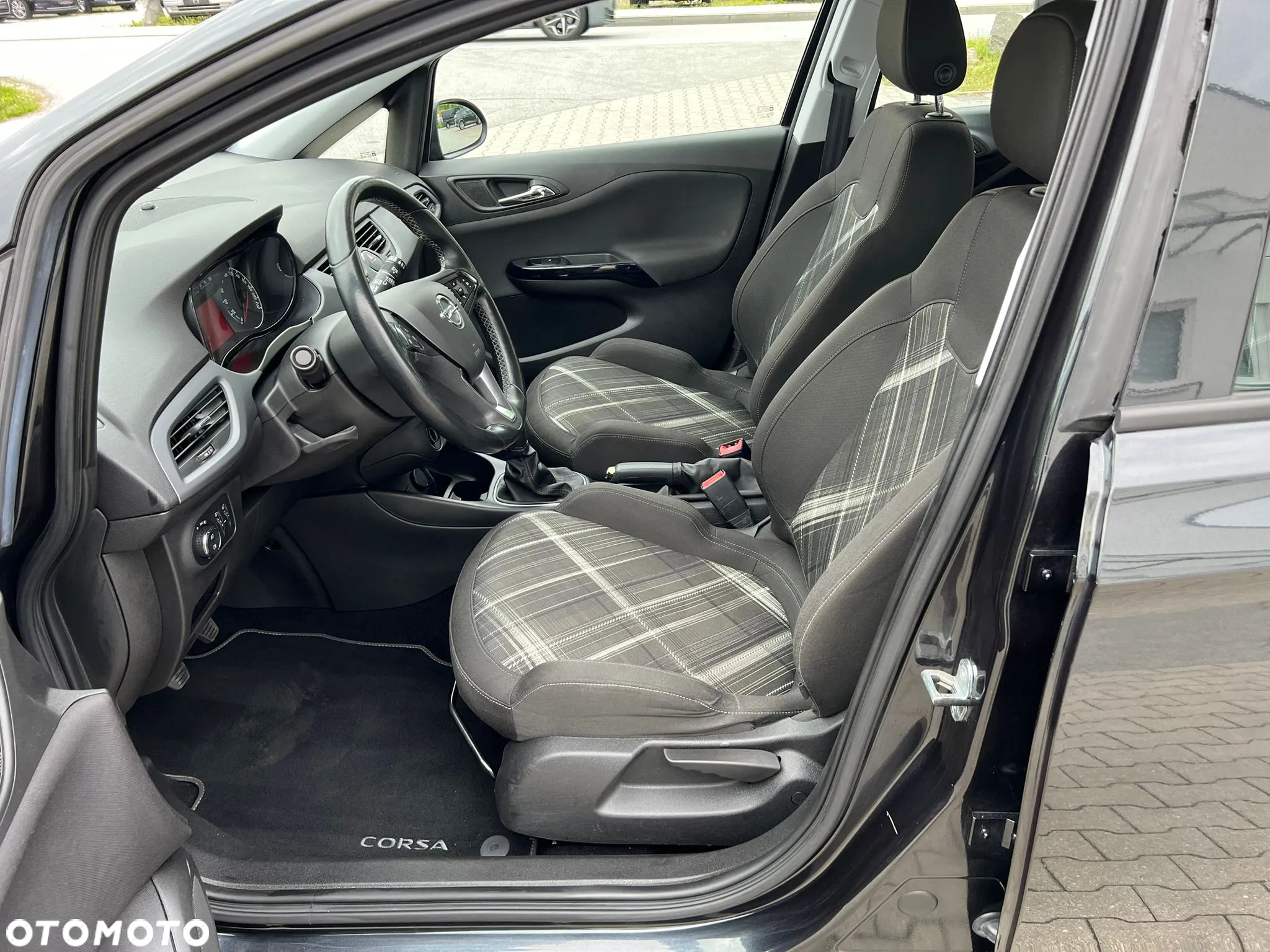 Opel Corsa 1.4 Color Edition - 16