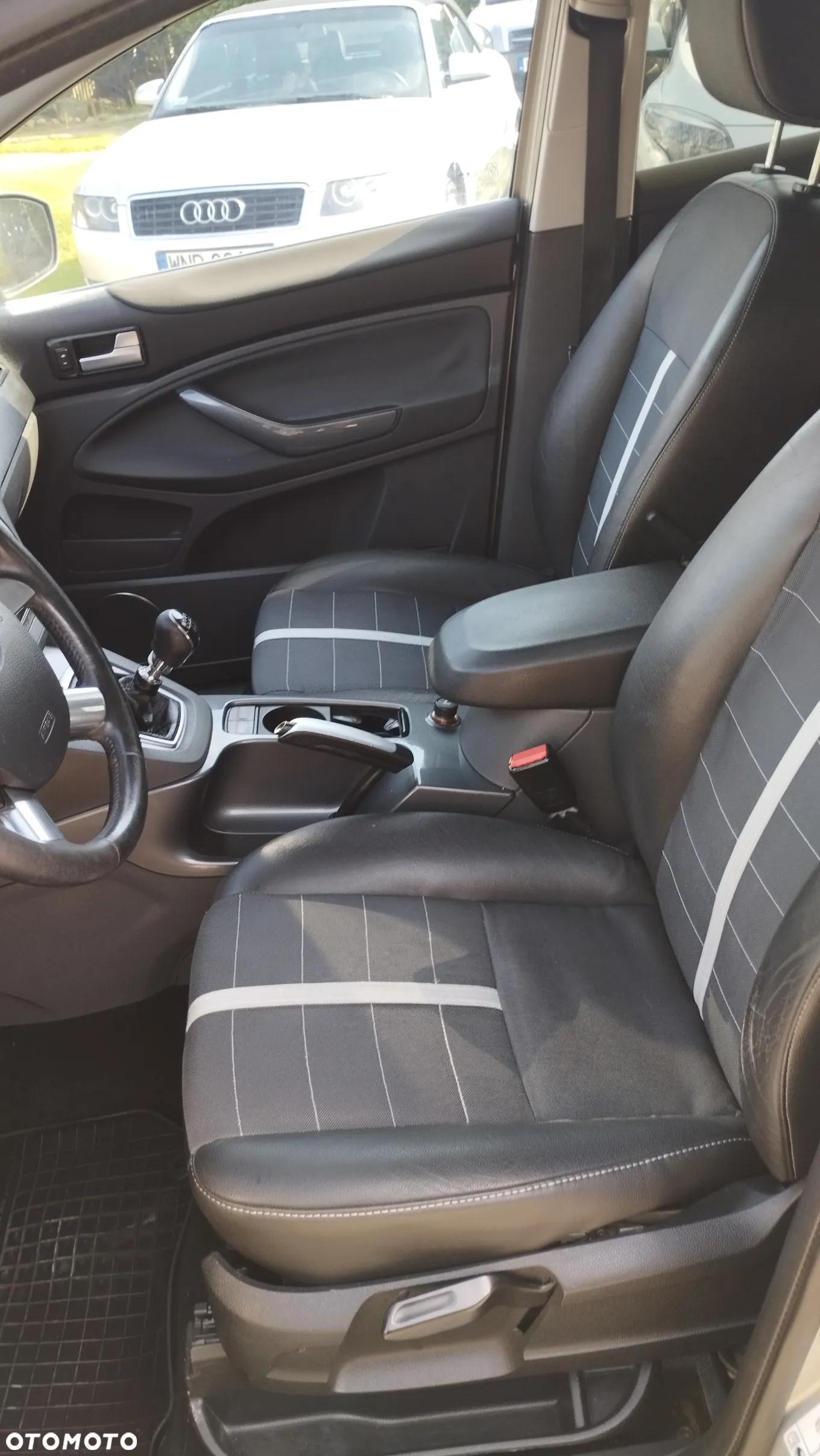 Ford Kuga 2.0 TDCi 4x4 Trend - 9