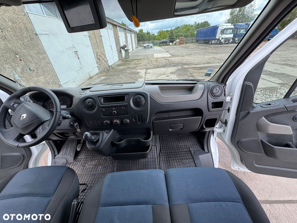 Renault Master - 15