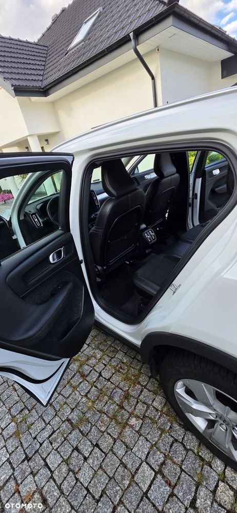 Volvo XC 40 ver-d3 - 23