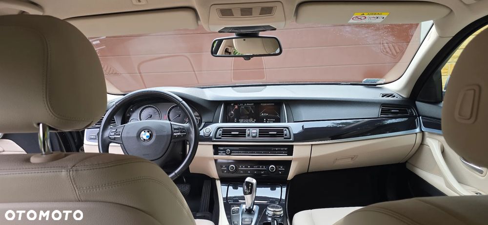 BMW Seria 5 520d - 11