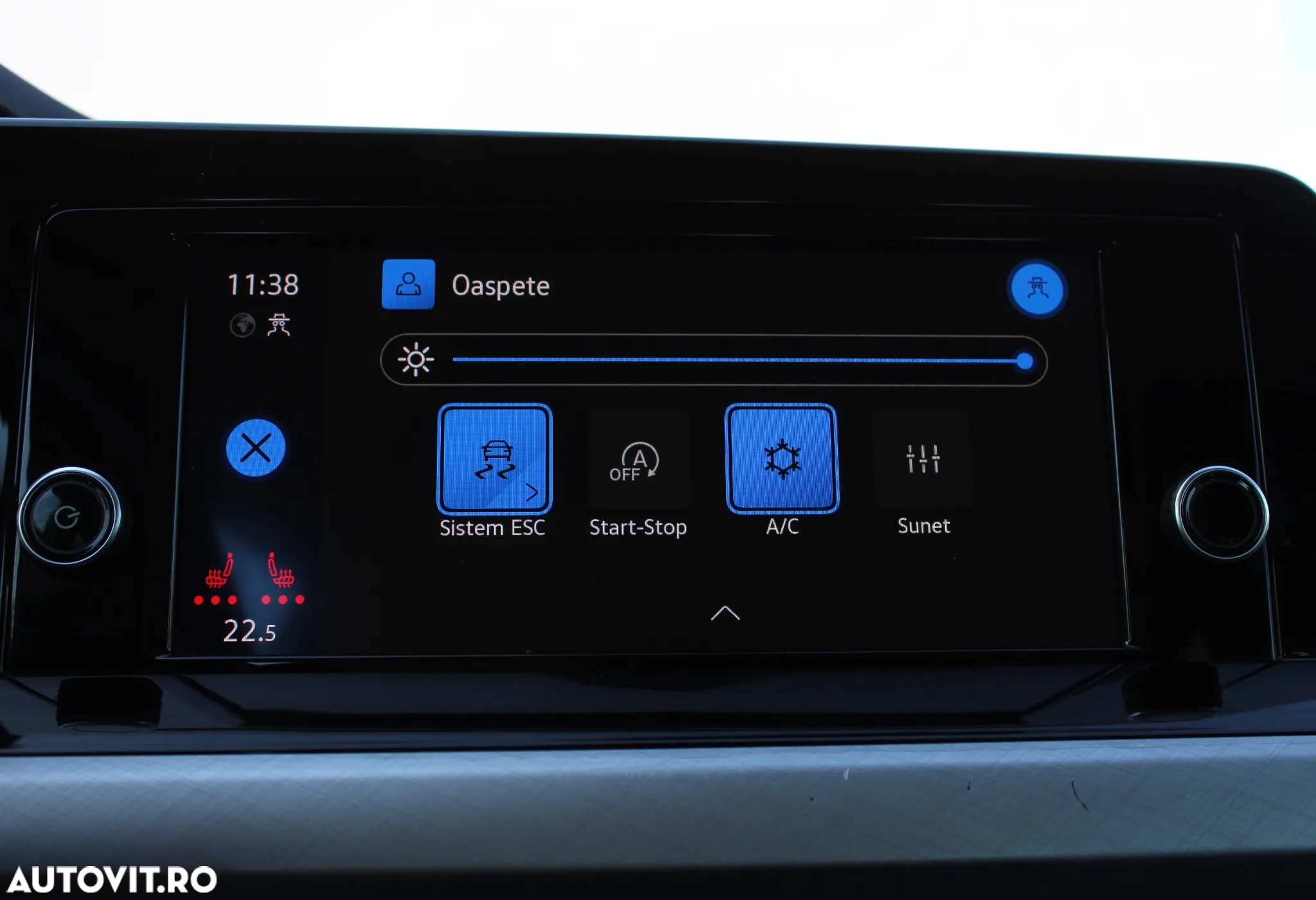 Volkswagen Golf - 25