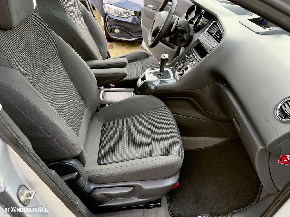 Peugeot 5008 1.6 E-HDi 5L SE Style 2-Tronic - 55