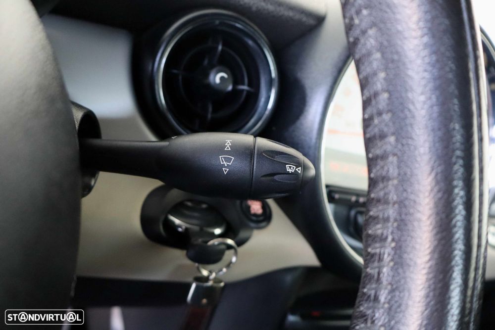 MINI Cabrio Cooper D - 17