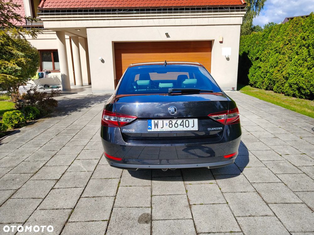 Skoda Superb 2.0 TDI Style DSG - 6