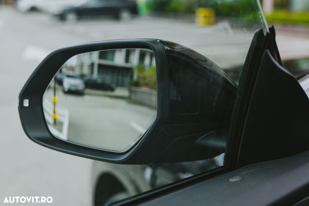 Audi Q8 60 TFSIe quattro tiptronic - 34