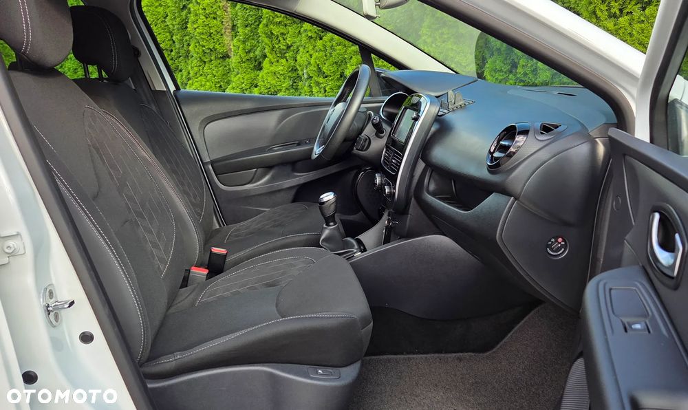 Renault Clio 0.9 Energy TCe Intens+ EU6 - 28