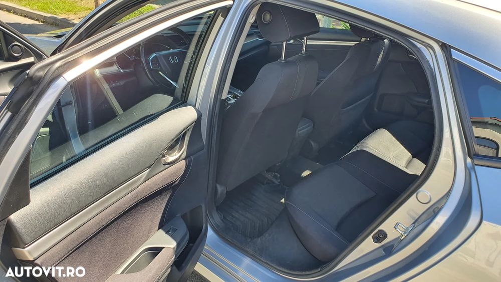 Honda Civic Sedan 1.5 VTEC Turbo Elegance Navi - 28