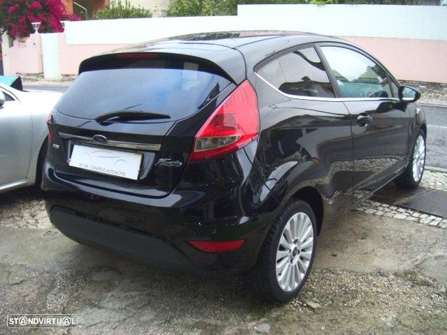 Ford Fiesta 1.4 TDCI Titanium - 4