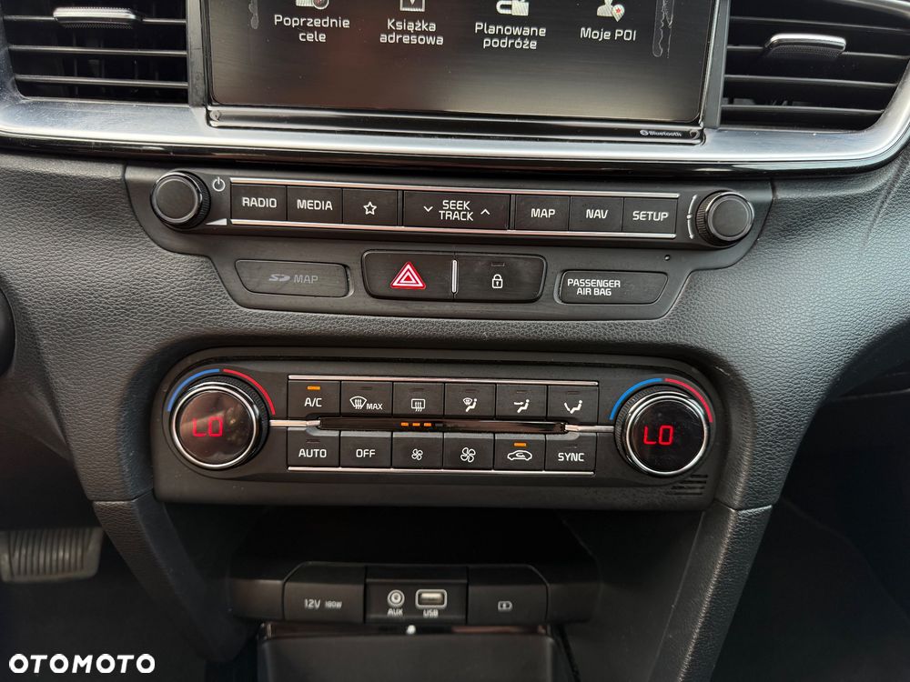 Kia Ceed - 15
