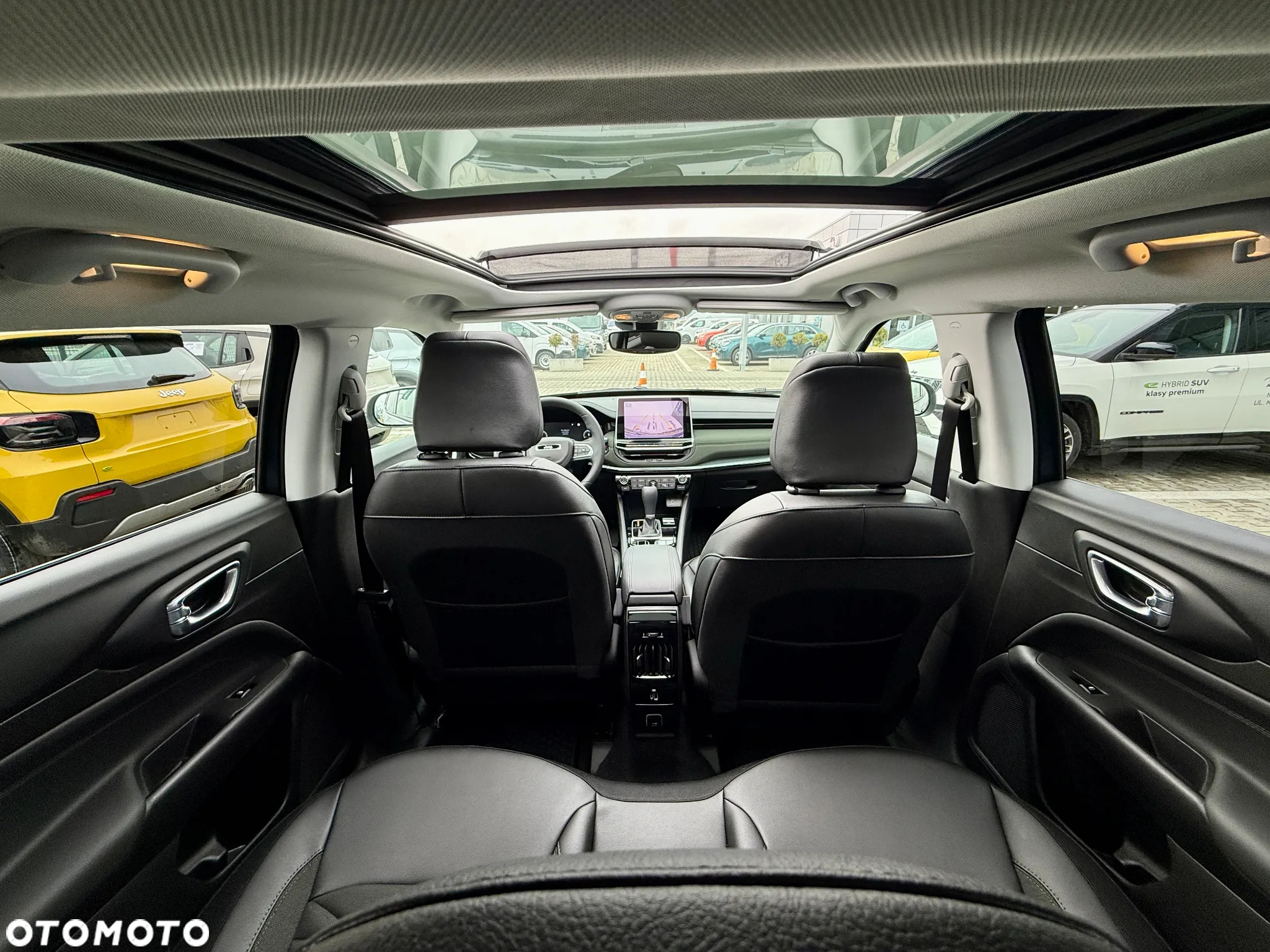 Jeep Compass - 33