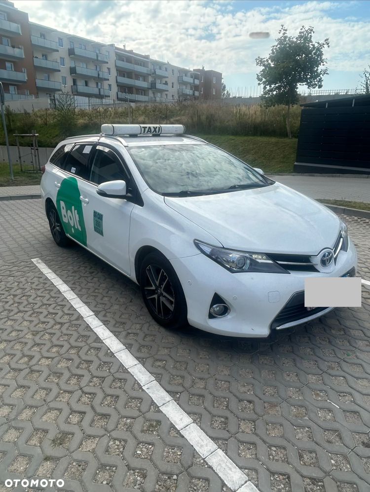 Toyota Auris - 1