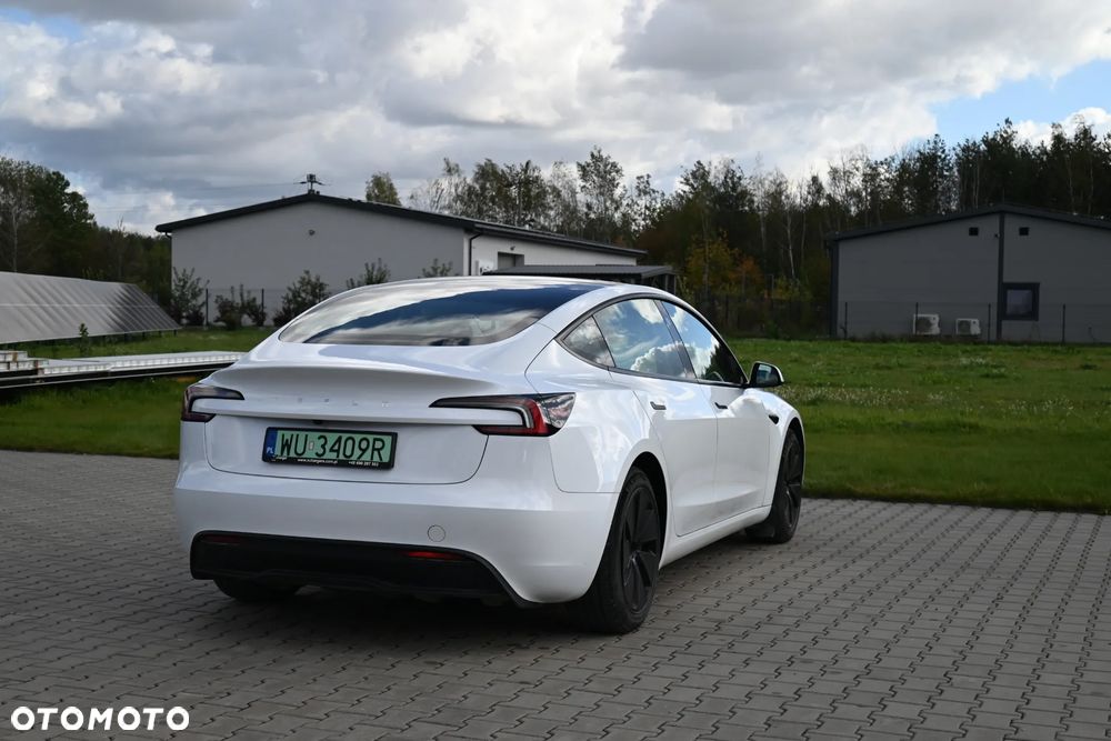 Tesla Model 3 - 19